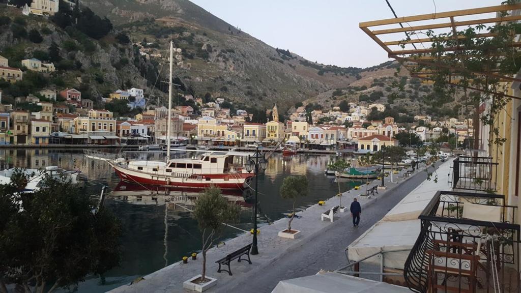 Symi Blue Port Apartment Exterior photo